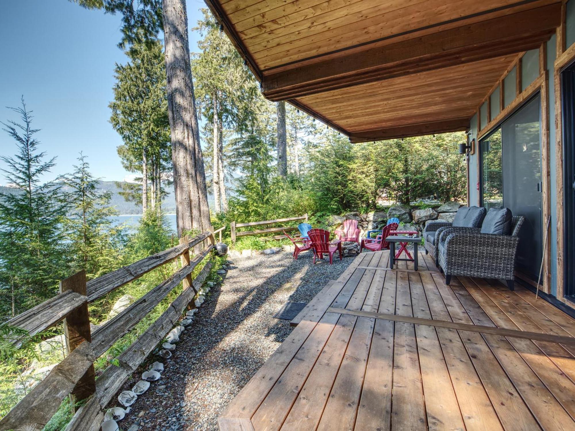 Handsome Dan'S Vacation Cottage Rentals Port Renfrew Exterior foto