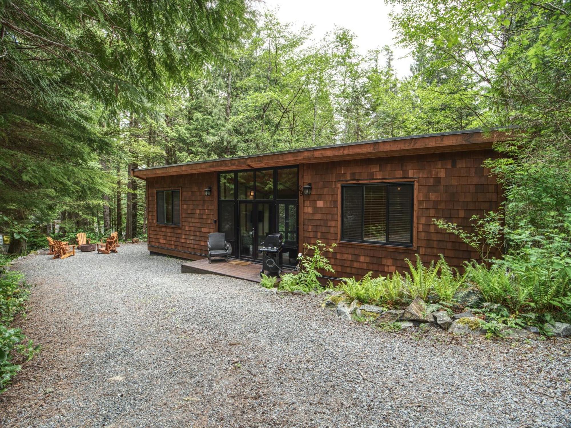 Handsome Dan'S Vacation Cottage Rentals Port Renfrew Exterior foto